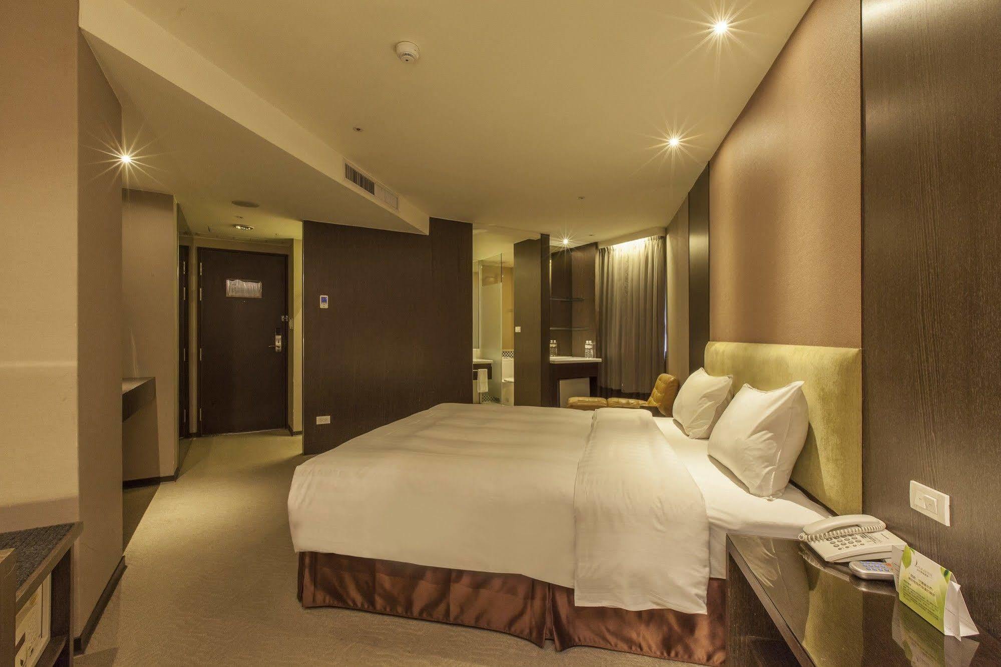 Look Hotel Тайпей Екстериор снимка