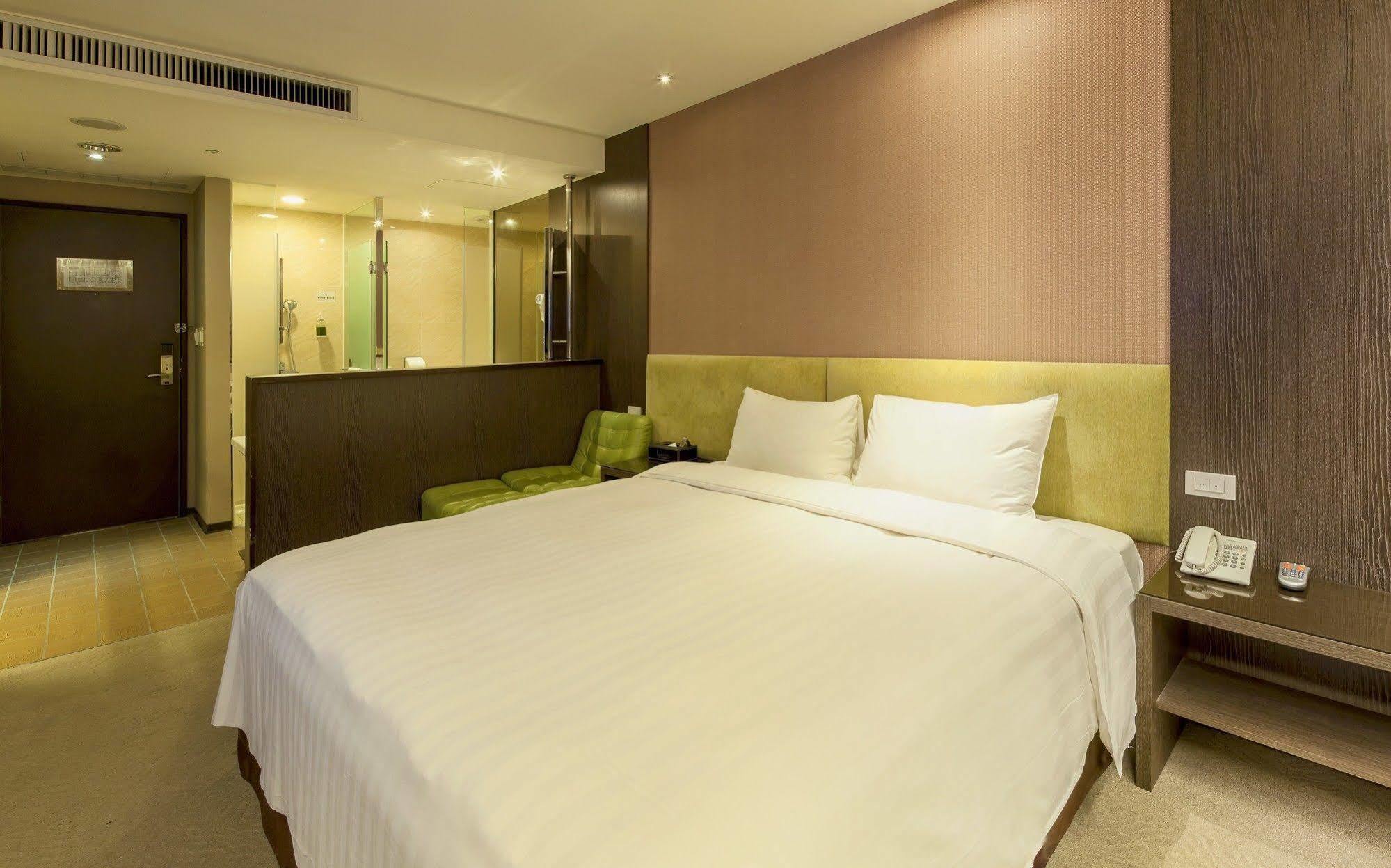 Look Hotel Тайпей Екстериор снимка